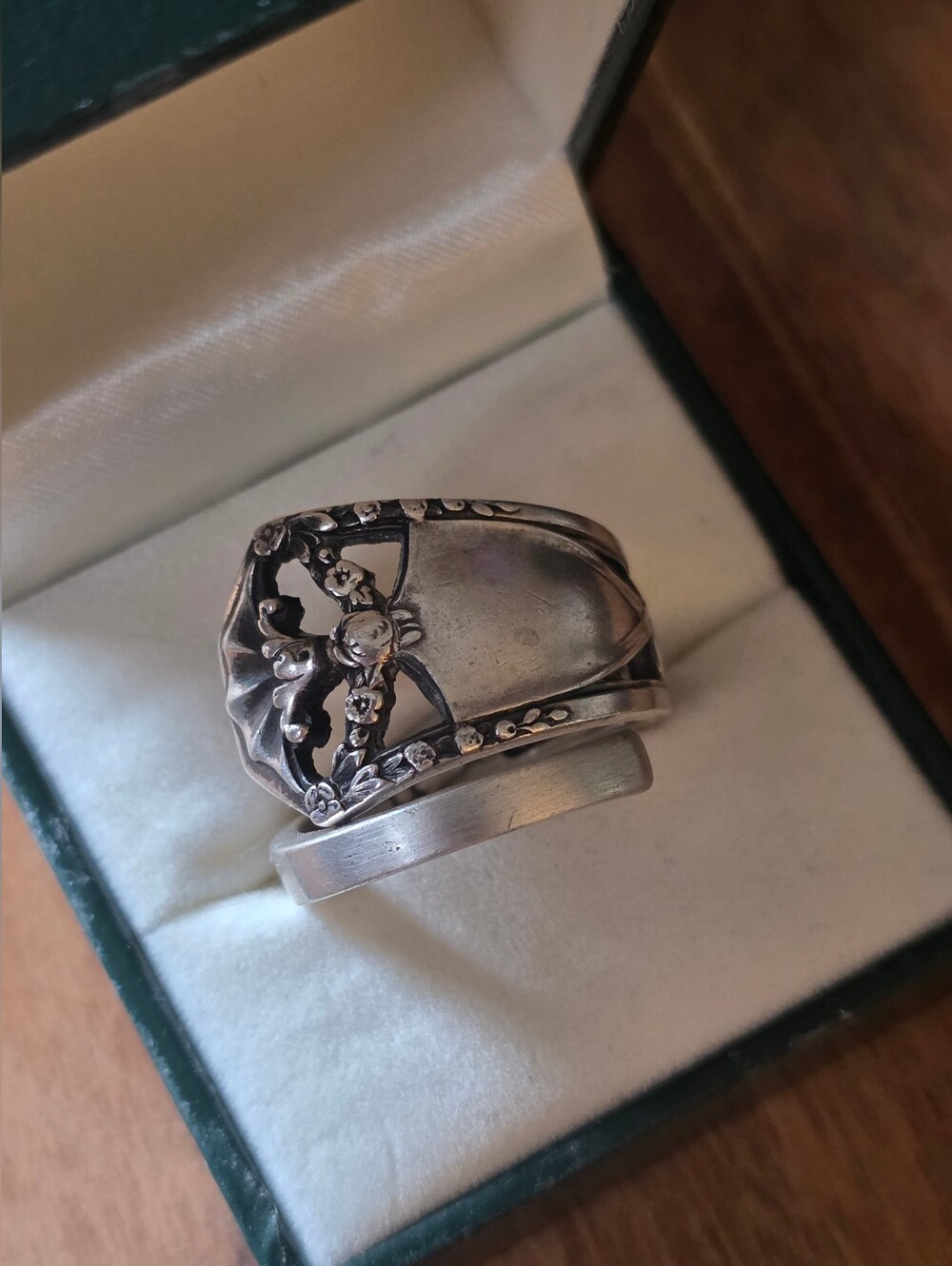 Vintage | Sterling Silver | Sheild Spoon Ring | Size 7.5 | Euc.